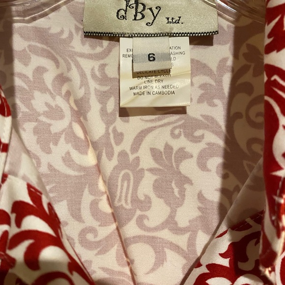 Red floral belted sundress - Picture 3 of 4